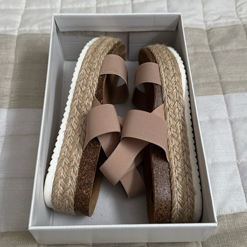 Steve Madden KAHLUA Womens Sandal Platform Blush Size 9M